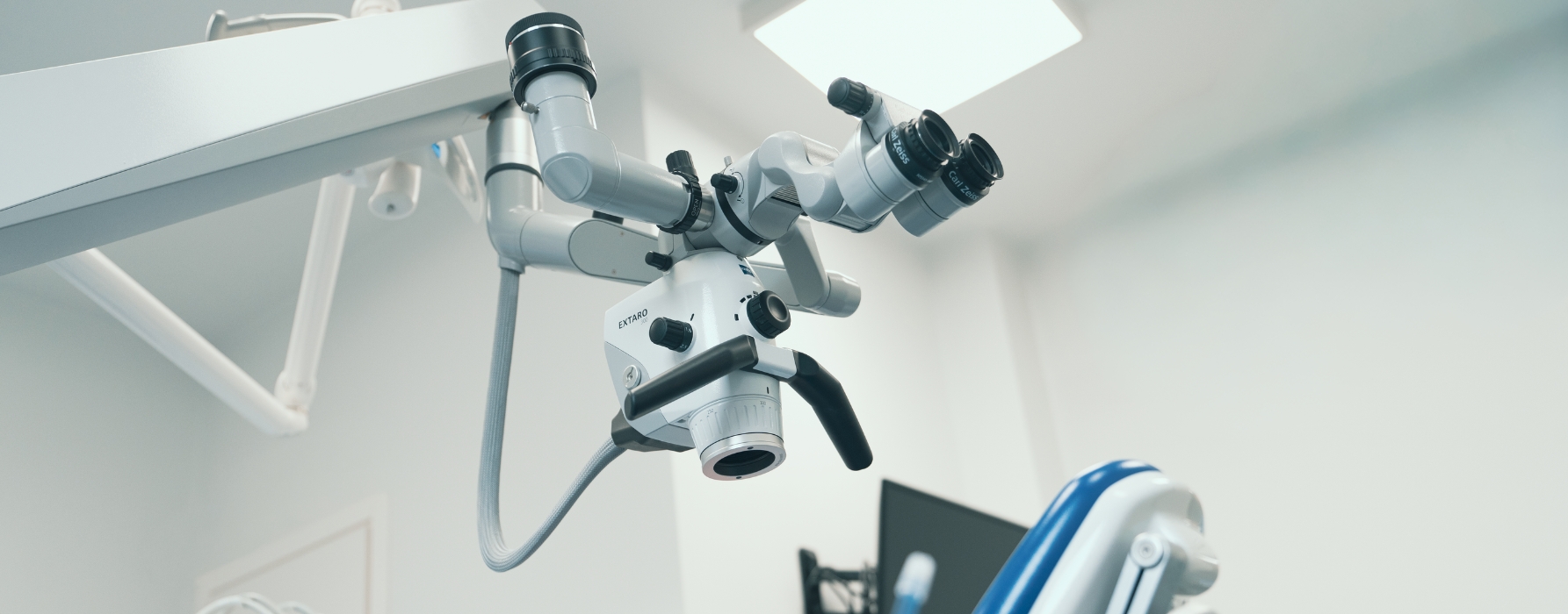 Microscopio operatorio dello Studio Dentistico Terrando